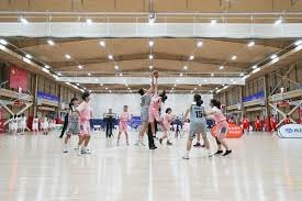 就你打的可以，其他人真是拉完了，没有战术，靠你硬解，加油＂